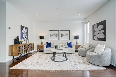 37 Stoots St, Markham, ON L6E 0N5