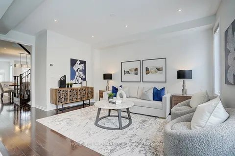 37 Stoots St, Markham, ON L6E 0N5