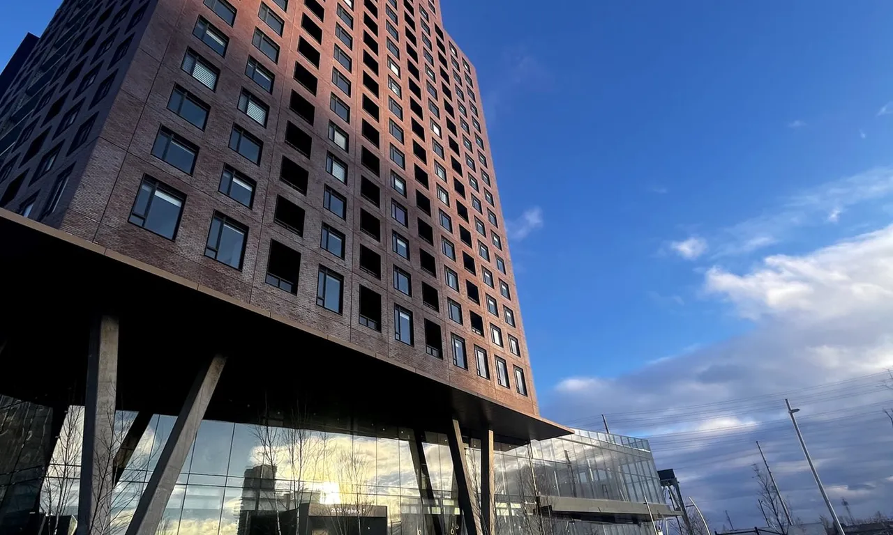 Condo Apt 1 bedroom 1 bathroom at 2920 Highway 7 in Vaughan - MLS# N11964191