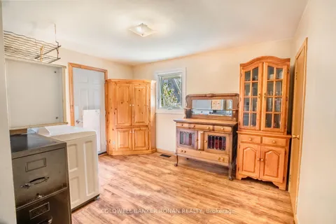 1 Colbeck Cres, New Tecumseth, ON L9R 1B7