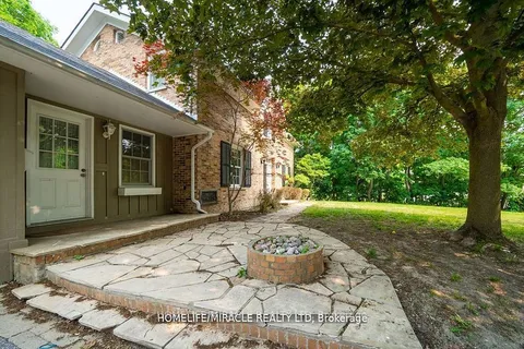 10 Houghton Boulevard, Markham, ON L3P 2N6