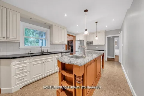 10 Houghton Boulevard, Markham, ON L3P 2N6