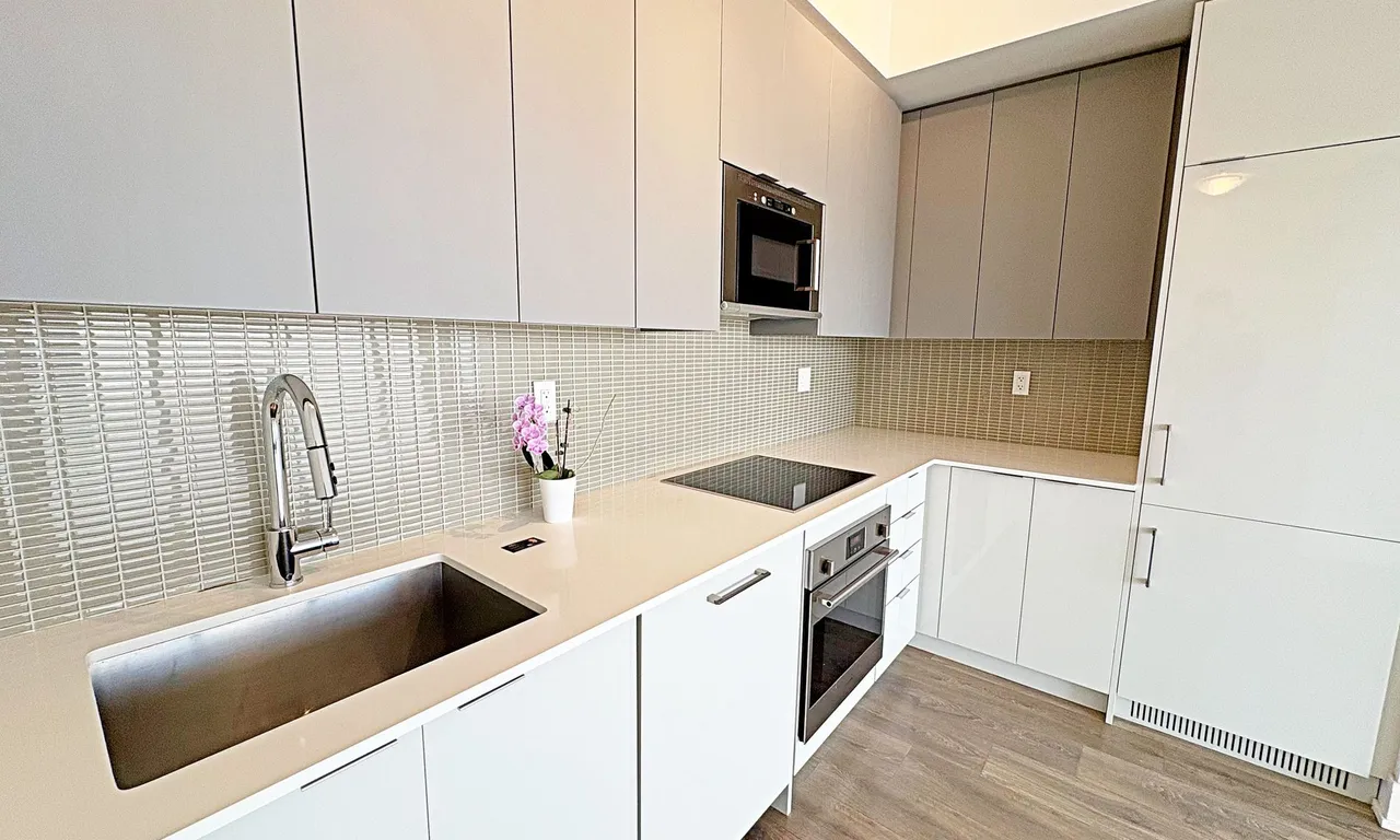 Condo Apt interior view at 2908 Highway 7 Vaughan