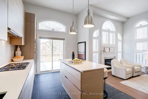 4 Futura Ave, Richmond Hill, ON L4S 1V2