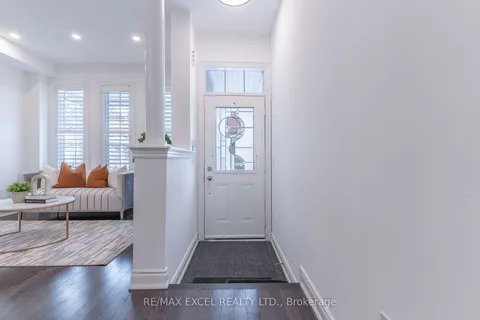 13 Sisina Ave, Markham, ON L6C 0H6