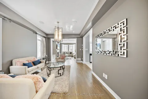 118 Lorne Thomas Place, New Tecumseth, ON L9R 0V8