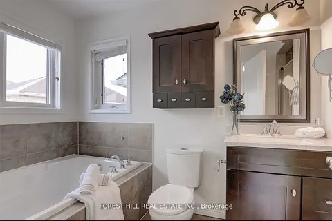 391 Vellore Park Avenue, Vaughan, ON L4H 0E6