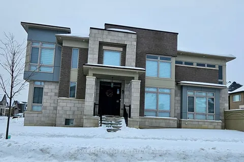 2 Lake Lenora Ave, King, ON L7P 0P7