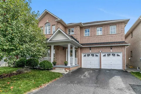 106 Sawmill Valley Drive, Newmarket, ON L3X 2S3