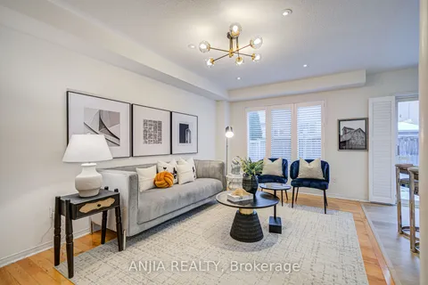 220 Hammersly Blvd, Markham, ON L6E 2C9