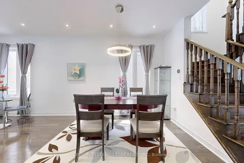 72 JAKE SMITH Way, Whitchurch-Stouffville, ON L4A 4P8