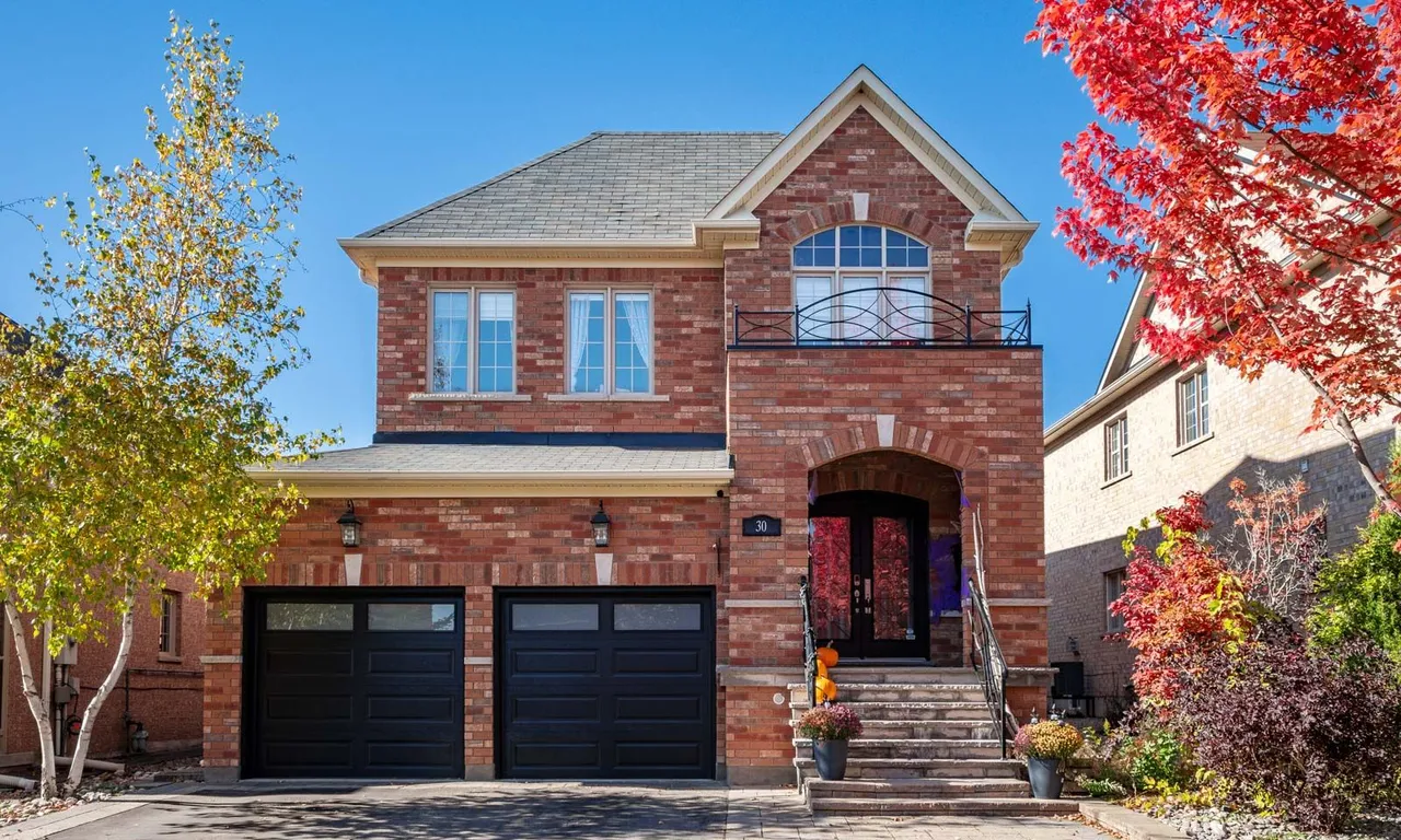30 Giordano Way, Vaughan, ON L6A 0H4