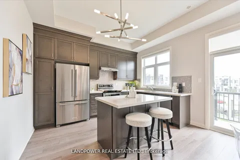 5 Arianna Cres, Vaughan, ON L6A 4M1
