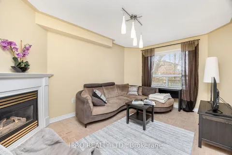 69 Sunridge St, Richmond Hill, ON L4E 3T7