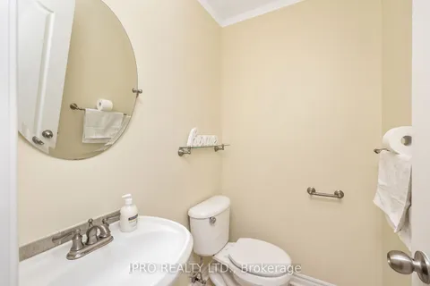 69 Sunridge St, Richmond Hill, ON L4E 3T7