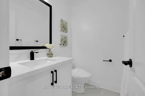 68 Baywood Crct, Markham, ON L3T 5W3