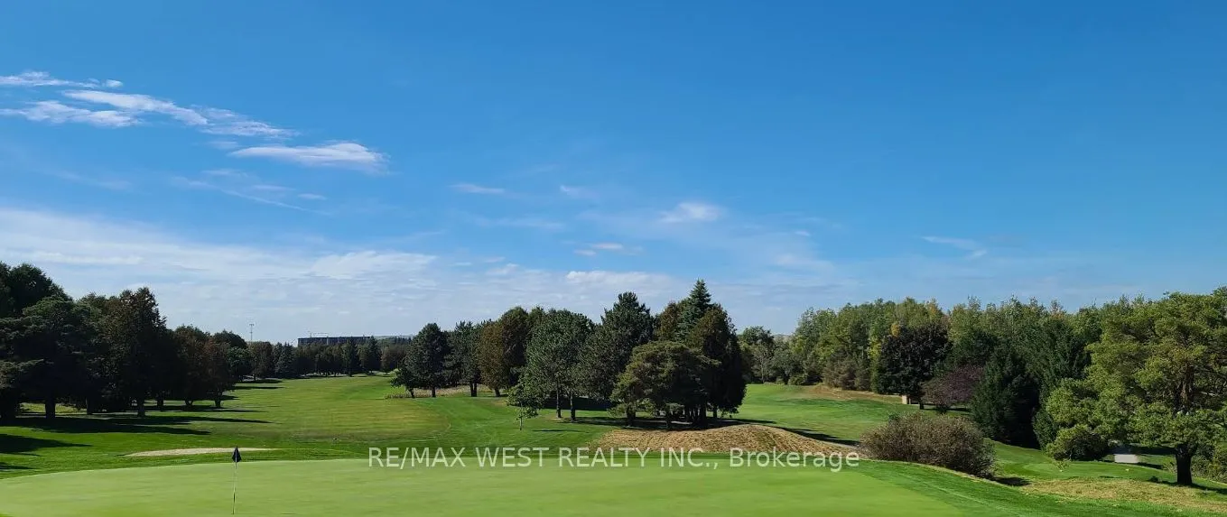 18571 Woodbine Avenue, ON L0G 1V0