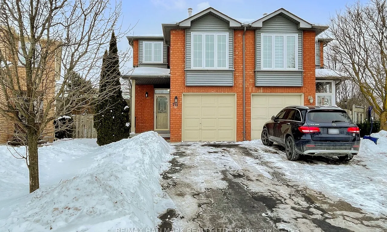 711 Walpole Cres, Newmarket, ON L3X 2B3