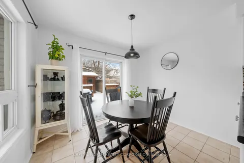 36 Mccurdy Dr, New Tecumseth, ON L0G 1W0