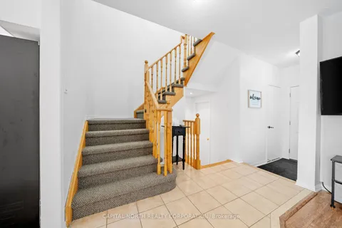 36 Mccurdy Dr, New Tecumseth, ON L0G 1W0