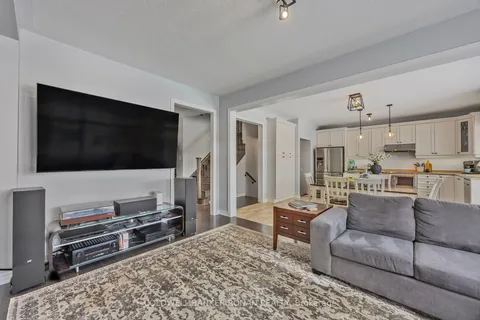 43 Sydie Lane, New Tecumseth, ON L0G 1W0