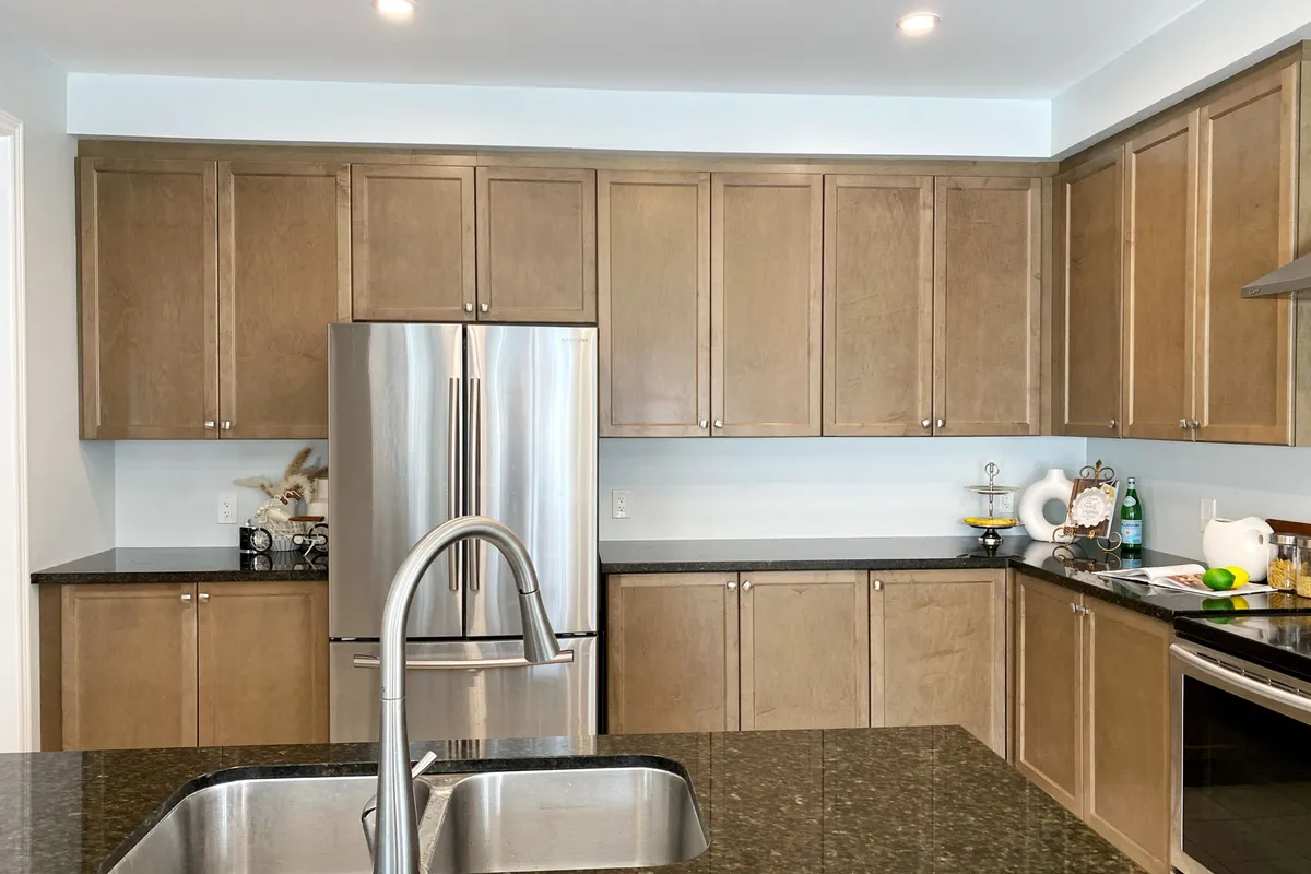 138 Romanelli Crescent, Bradford West Gwillimbury, ON L3Z 0X7