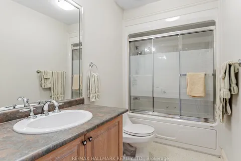 68 Edgar Avenue, Richmond Hill, ON L4C 6K4