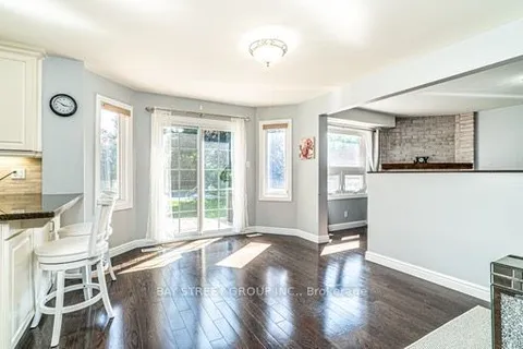 52 CHARTWELL Cres, Georgina, ON L4P 3N8