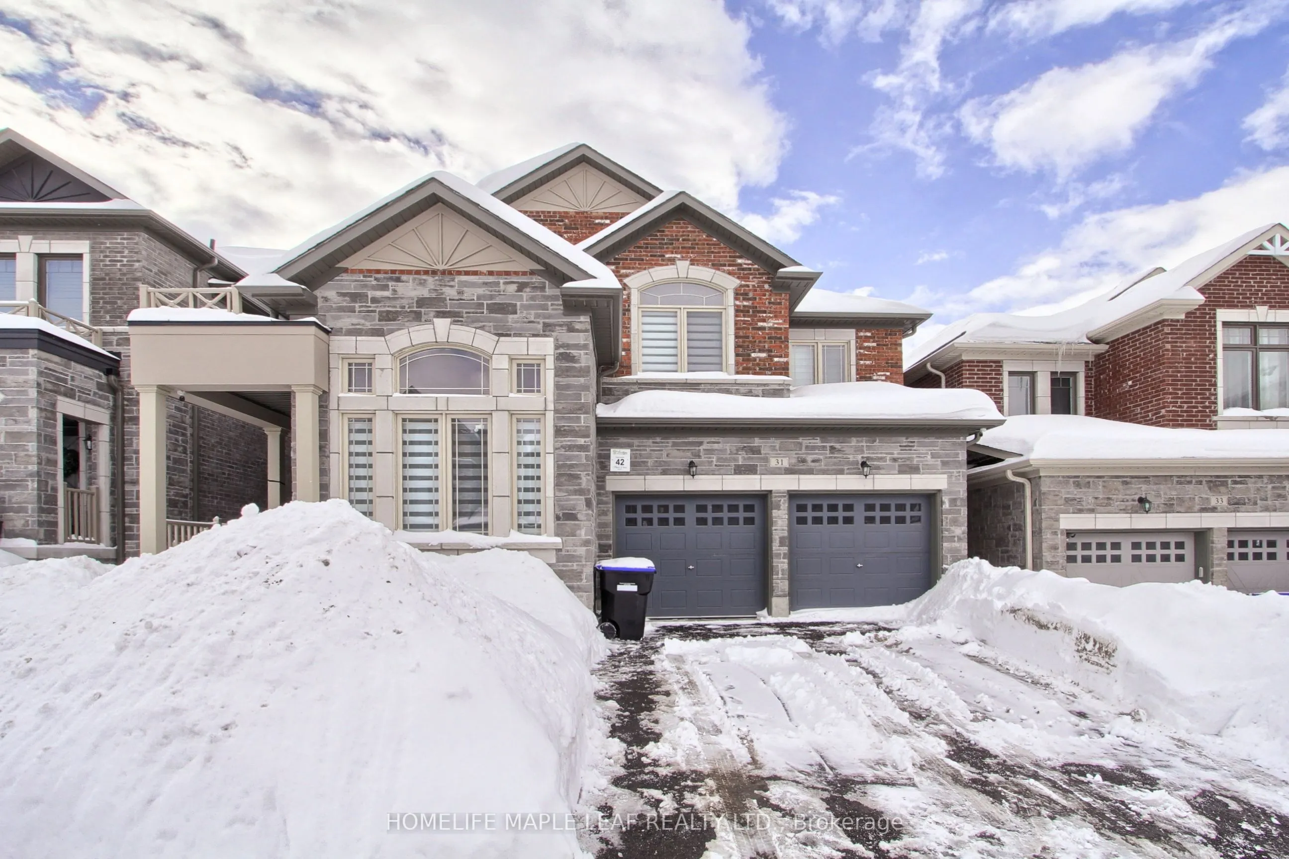 31 Janes Crescent, New Tecumseth, ON L9R 0V9