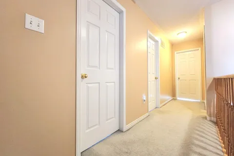 10 Frobisher Street, Richmond Hill, ON L4B 4H7