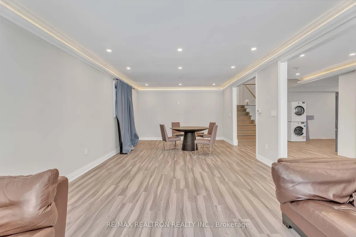 116 Weldrick Road, ON L4C 3V1