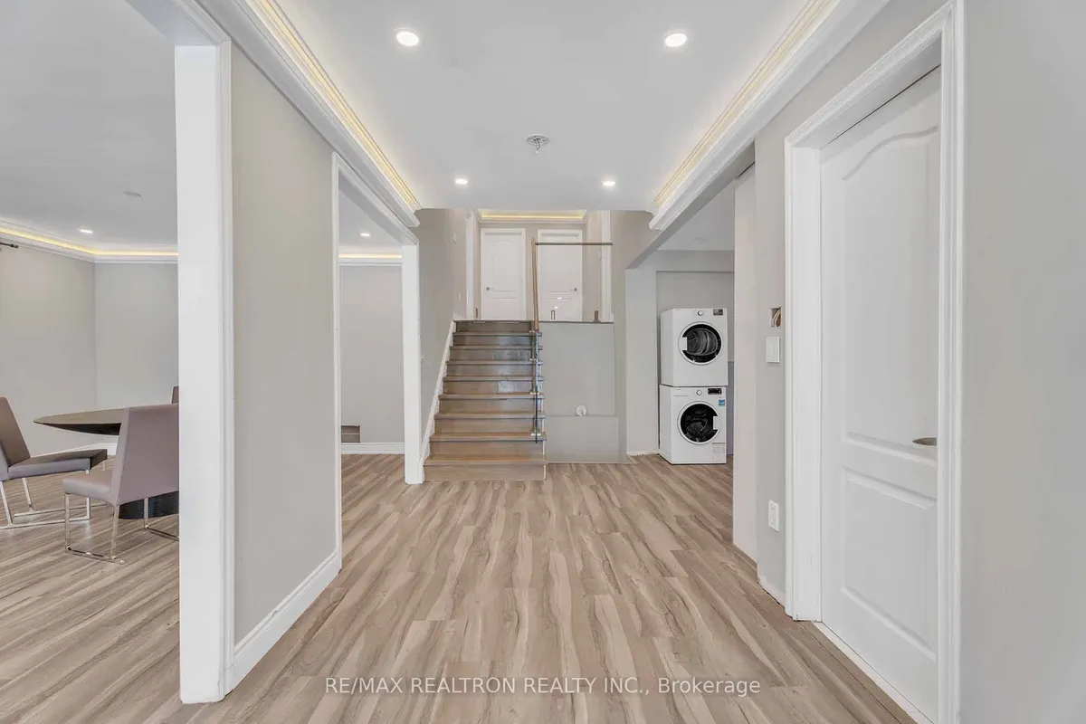 116 Weldrick Road, ON L4C 3V1