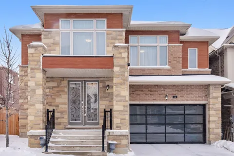 4 Goldeneye Drive, East Gwillimbury, ON L9N 0S6