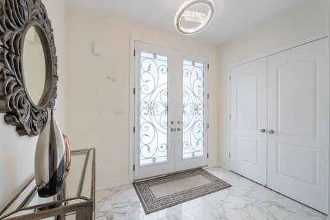 4 Goldeneye Drive, East Gwillimbury, ON L9N 0S6