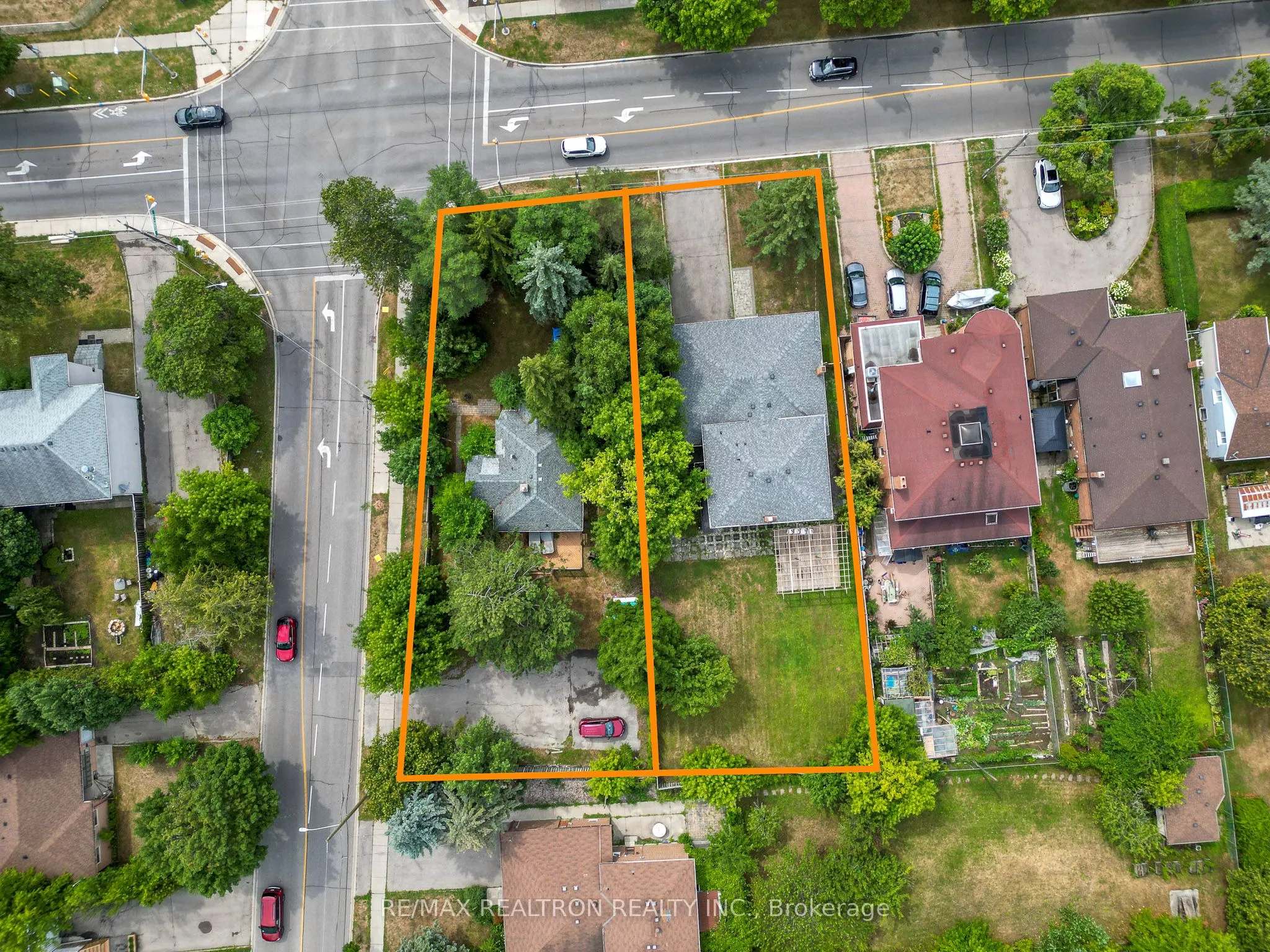 114 Weldrick Road, ON L4C 3V1