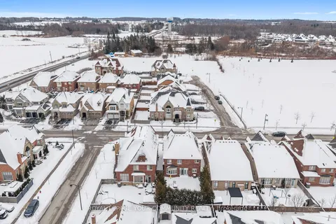 1 Terry View Crescent, King, ON L7B 0B7
