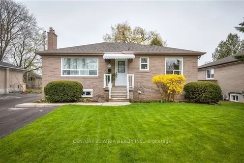 79 Cartier Crescent, Richmond Hill, ON L4C 2N3