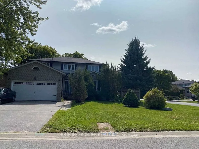 39 Camrose Drive, Georgina, ON L4P 3L6