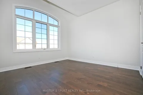1115 Grainger Trail, Newmarket, ON L3X 0G7