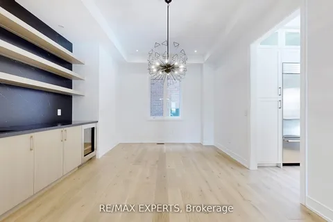 26 Night Sky Court, Richmond Hill, ON L4C 2R4