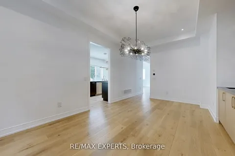 26 Night Sky Court, Richmond Hill, ON L4C 2R4