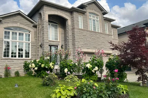 57 Babak Boulevard, Vaughan, ON L4L 9A5