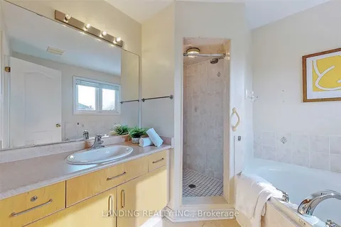 3 Miramar Drive, Markham, ON L6E 1Z6