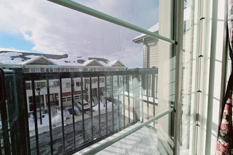 103 Carneros Way, Markham, ON L6B 1R2