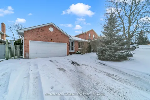 191 Orchard Heights Boulevard, Aurora, ON L4G 3A5