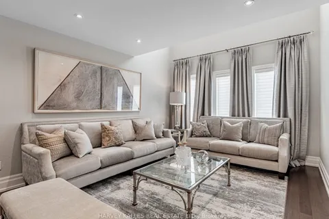 24 Edmund Seager Drive, Vaughan, ON L4J 4R9