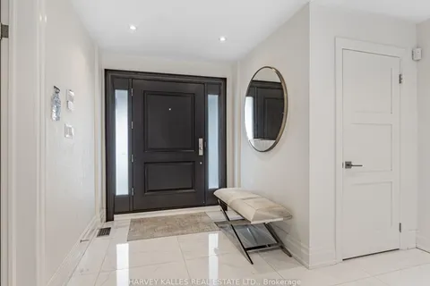 24 Edmund Seager Drive, Vaughan, ON L4J 4R9