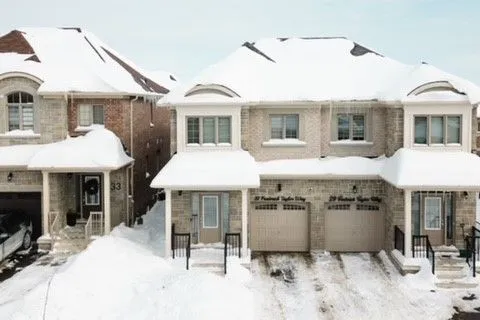 31 Frederick Taylor Way, East Gwillimbury, ON L0G 1M0