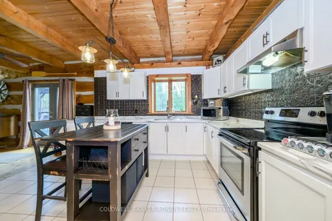 71 Forest Hill Drive, Adjala-Tosorontio, ON L0M 1J0
