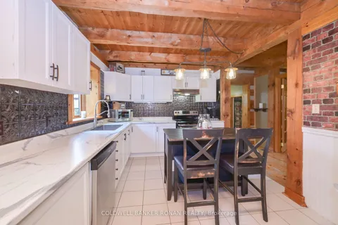 71 Forest Hill Drive, Adjala-Tosorontio, ON L0M 1J0